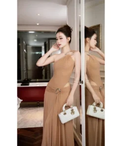 Đầm dạ hội dự tiệc lệch vai A112 lưới đính khoan charm sang chảnh 2 màu Akara Closet - DHLK17 (2)